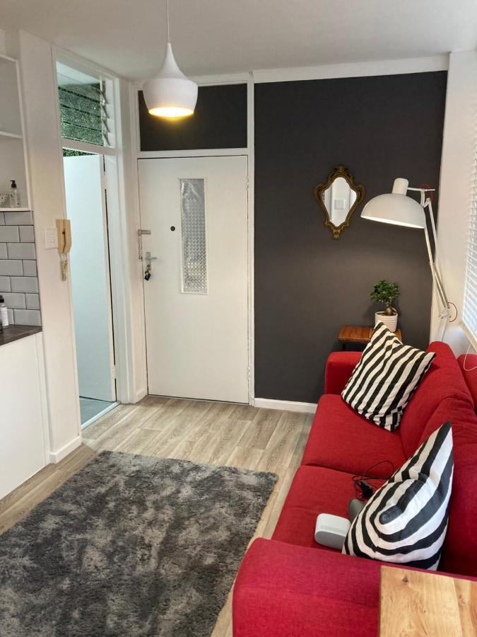Boland Park Bellville Белвил Екстериор снимка